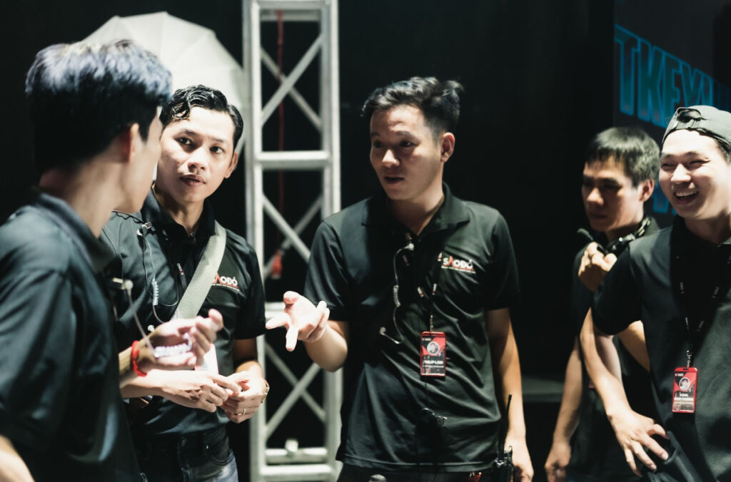 team sao đỏ media 4